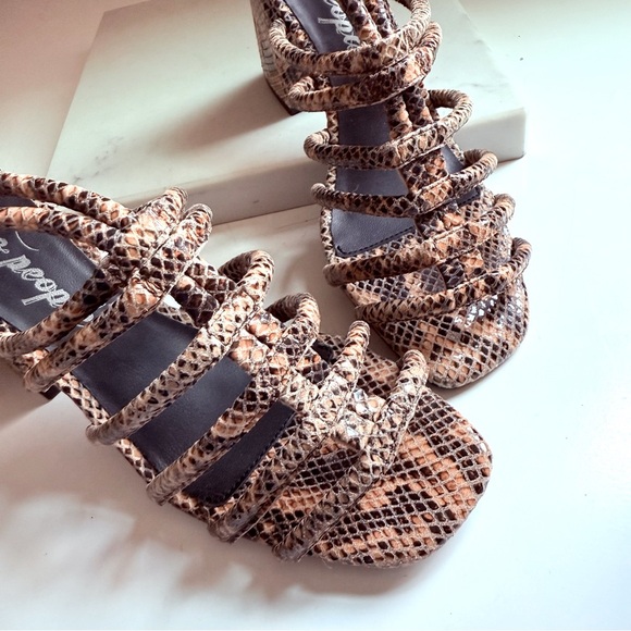 NWT Free People Colette Cinched Heel Python - Picture 8 of 10